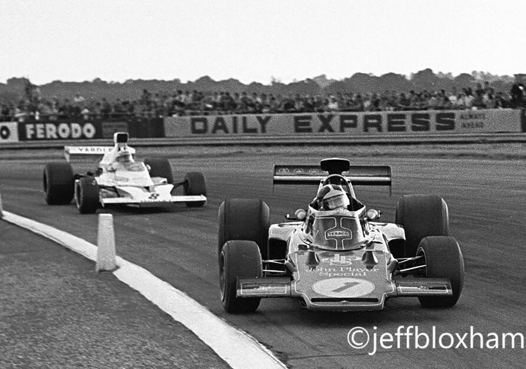 Jeff Bloxham - 190125 Classic Team Lotus JPS